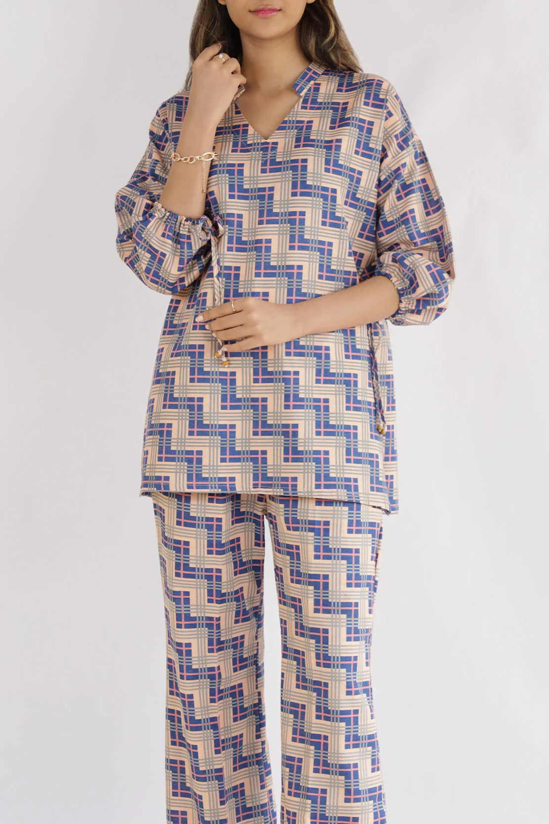 Stitched Printed Cotton Khaddar Shirt - Image 4